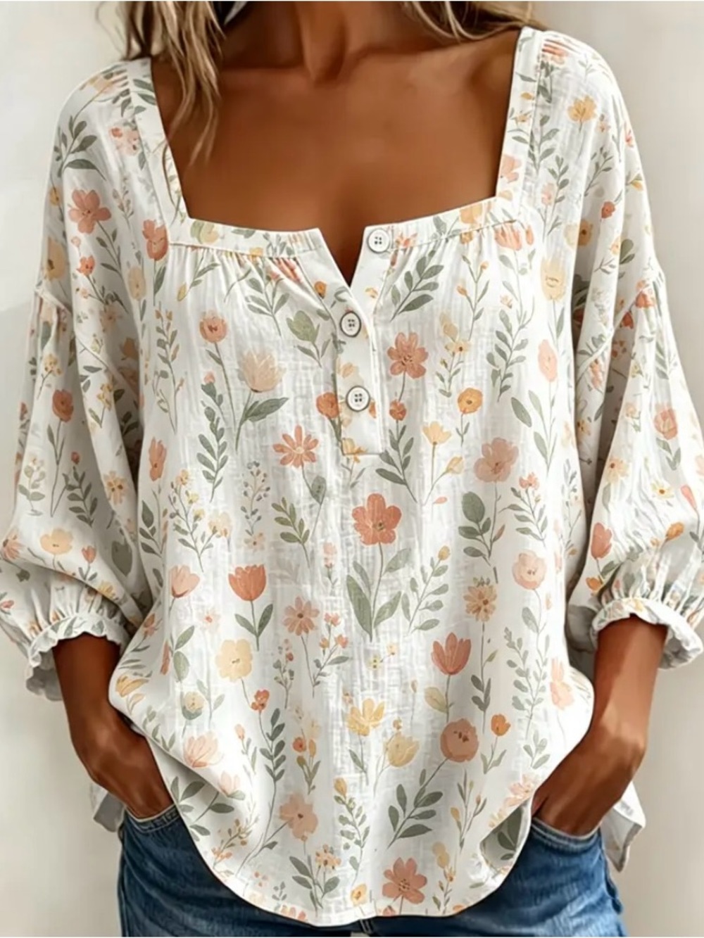 Women’s Floral Square-Neck Button Front Top - White/Peach